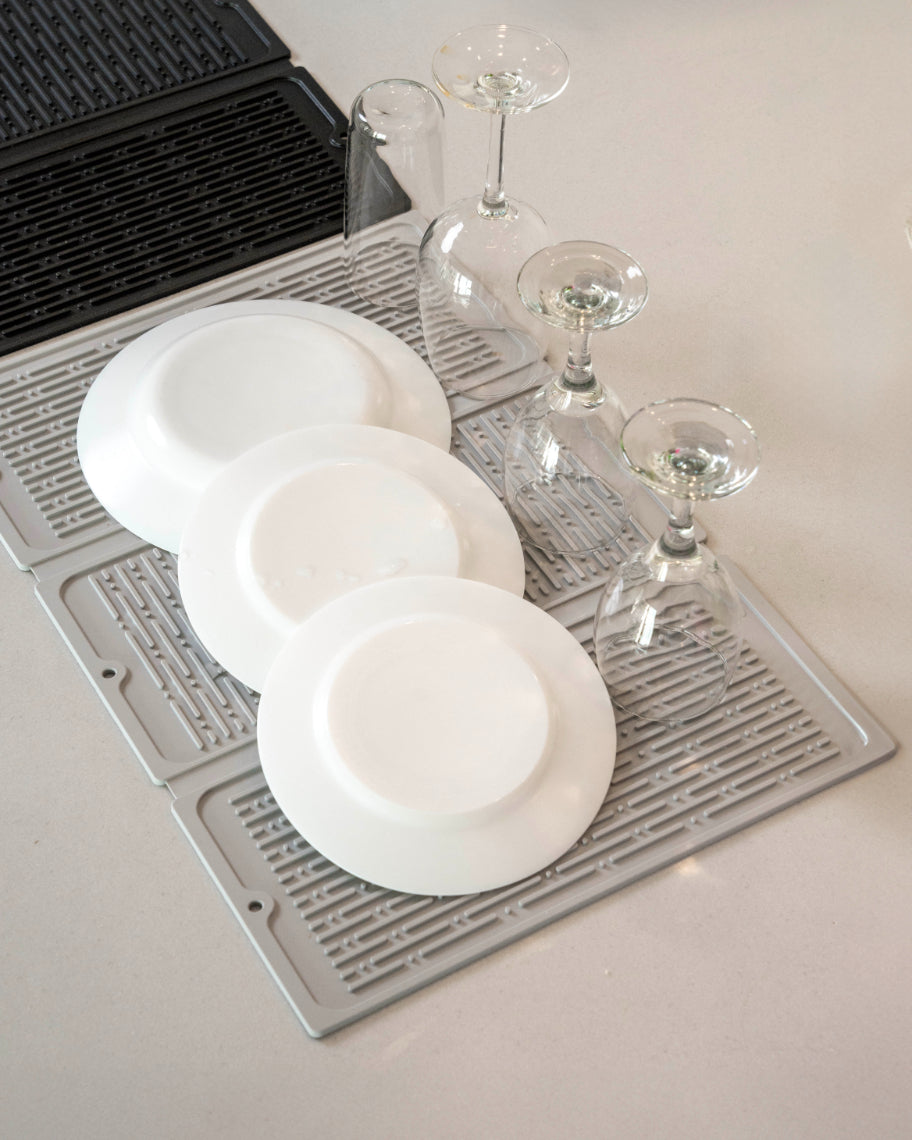 Silicone dishes drying mat