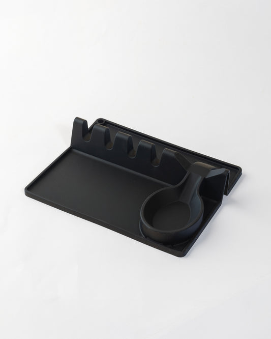 Silicone spoon rest with drip pad