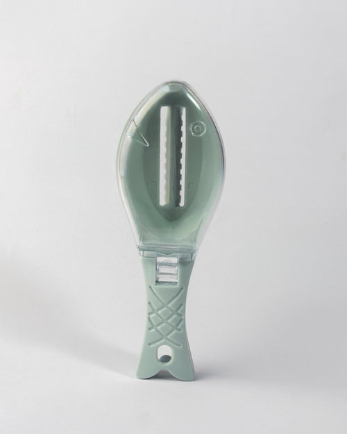 Fish peeler